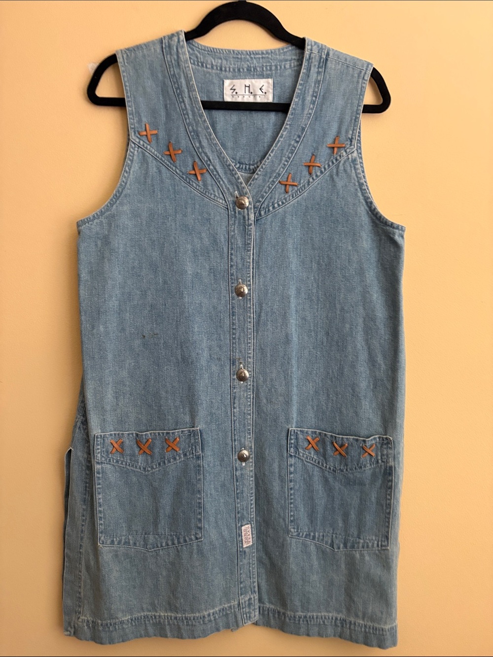Unique Western style and vintage vest size medium
